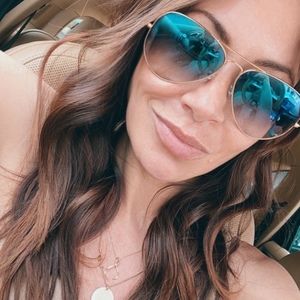 Meet your Posher, Jana